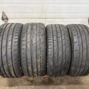 Pneus usagés   avant 225/40R19 arrière 245/40r19